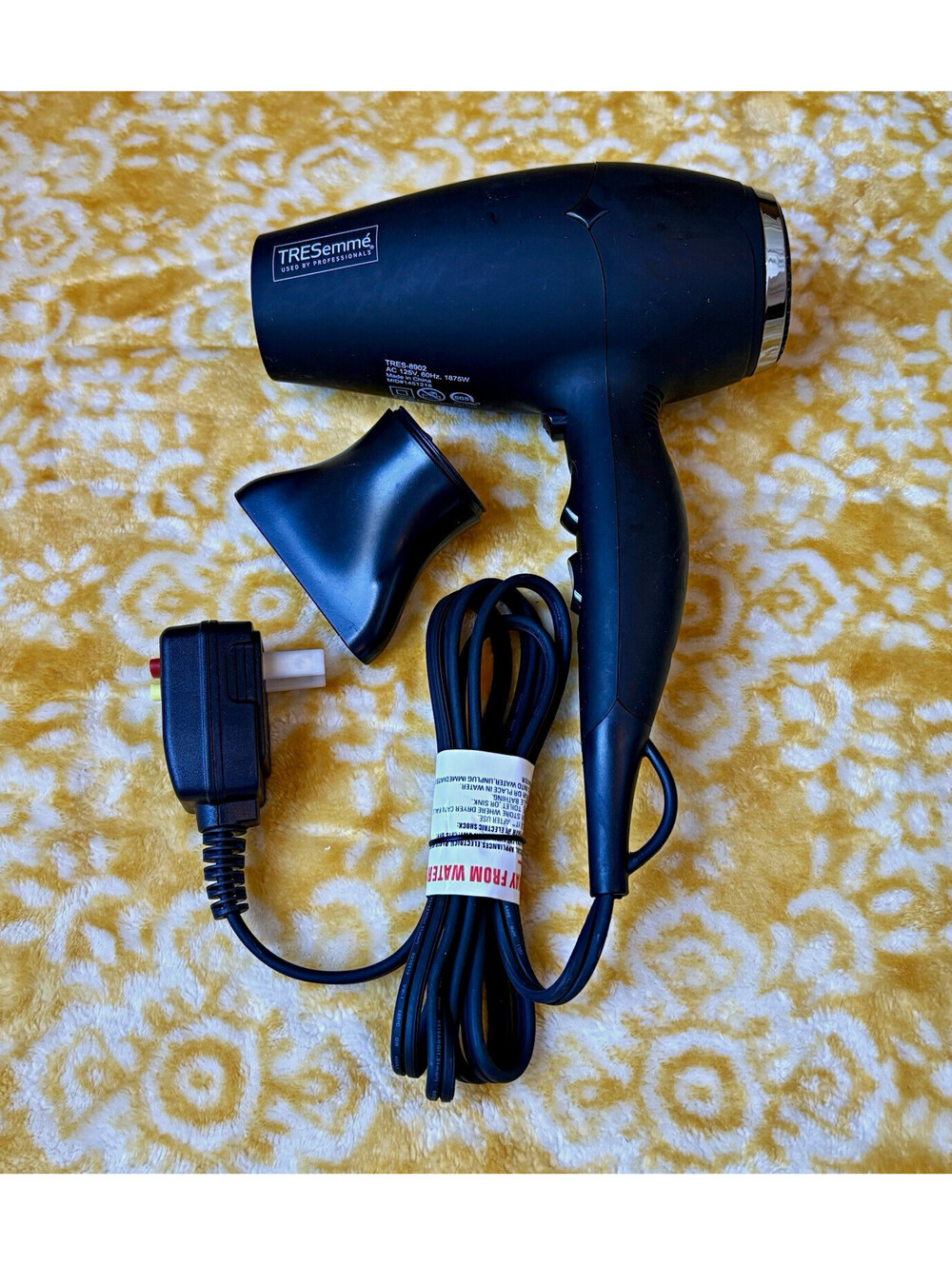 TRESemmé Thermal Creations Ultra Power Hair Dryer with Concentrator - NEW